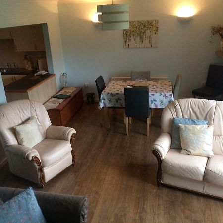 סוואנאייג' Gables Court Holiday Apartments מראה חיצוני תמונה