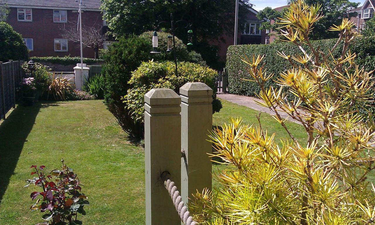 סוואנאייג' Gables Court Holiday Apartments מראה חיצוני תמונה